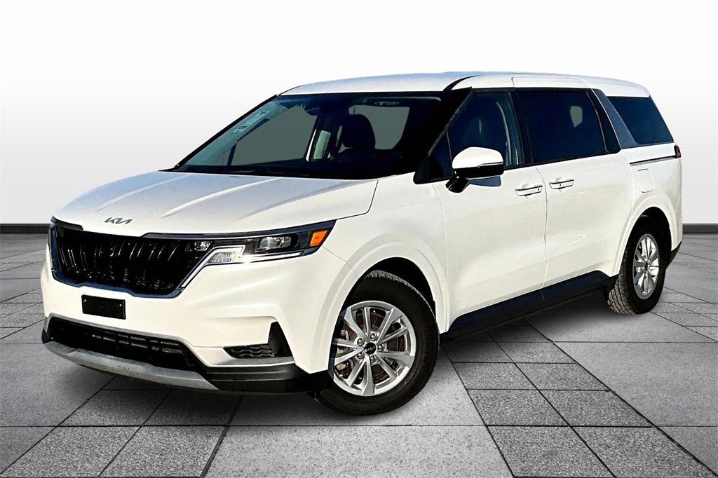 2022 Kia Carnival LX