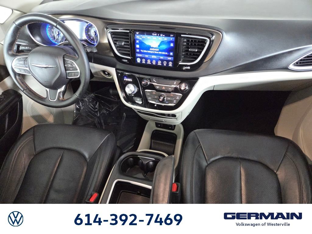 2017 Chrysler Pacifica Touring-L Plus