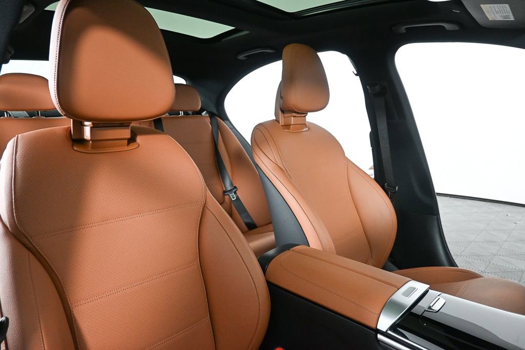 2025 Mercedes-Benz C 300 Sedan