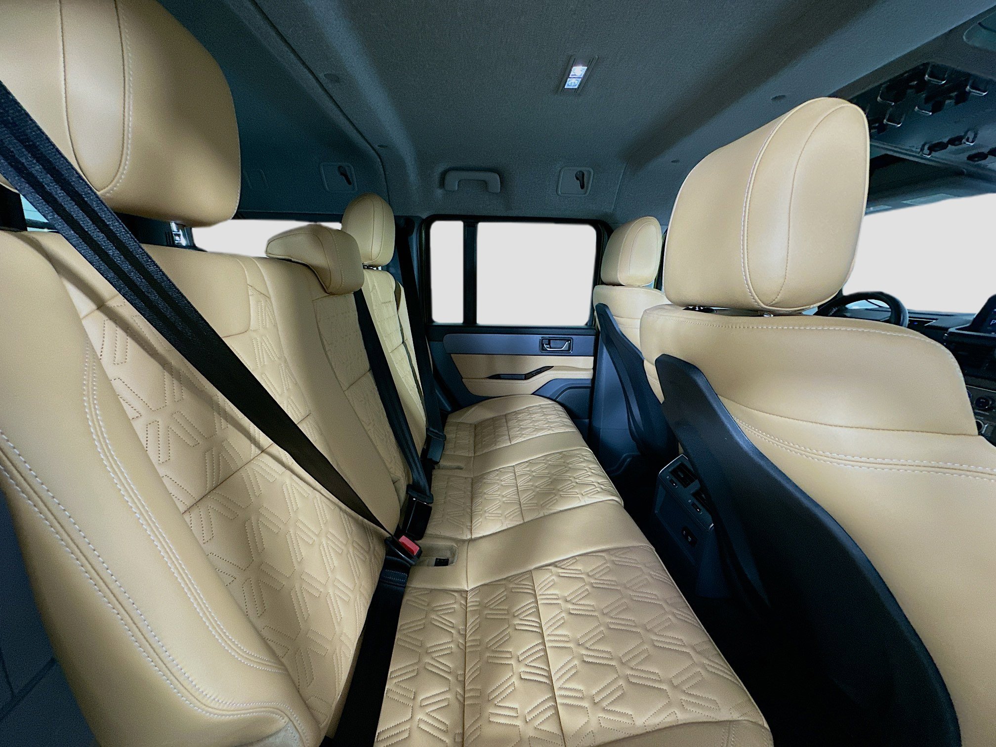 2025 INEOS Grenadier