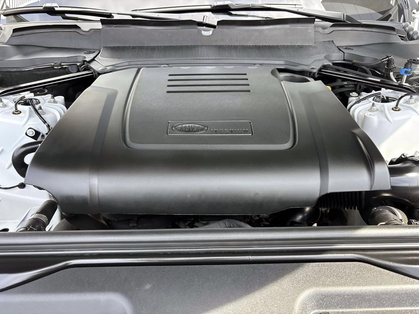 2025 Land Rover Discovery S