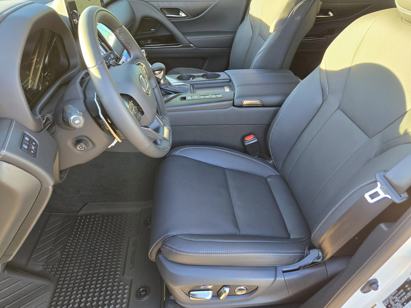 2026 Lexus LX 600 4WD w/ Luxury Package