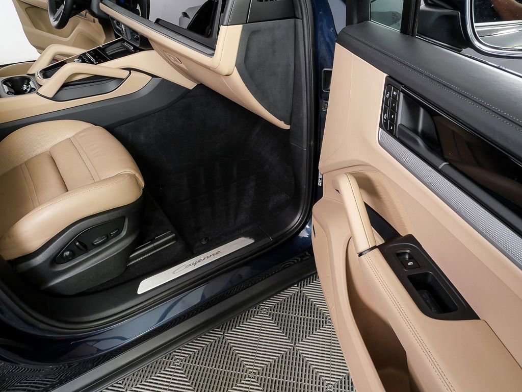 2024 Porsche Cayenne Coupe