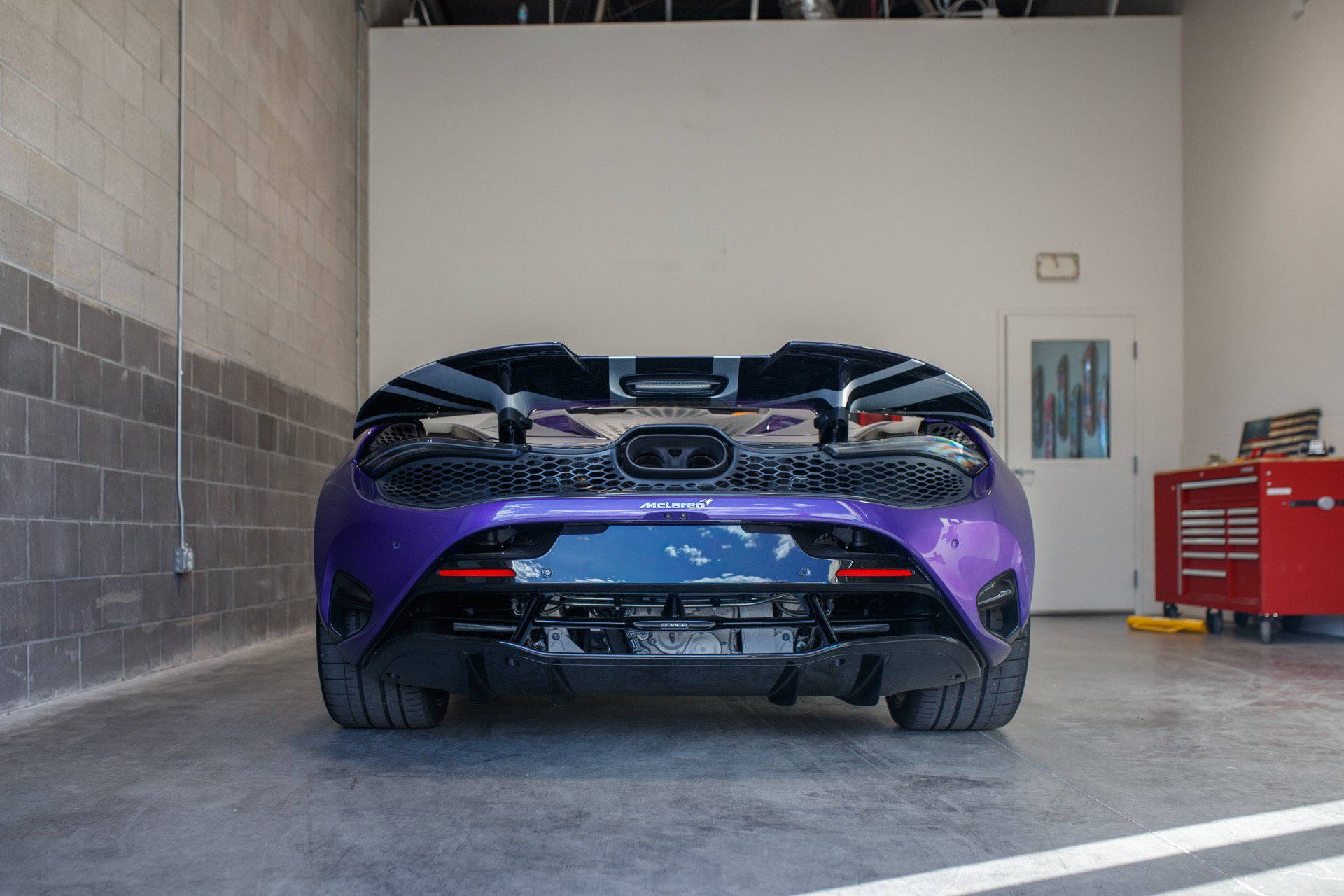 Used 2024 McLaren 750S Spider photo 6