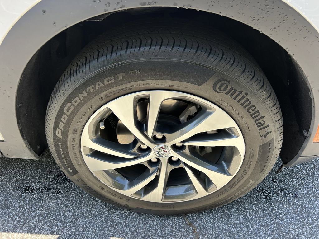 2022 Buick Envision Essence