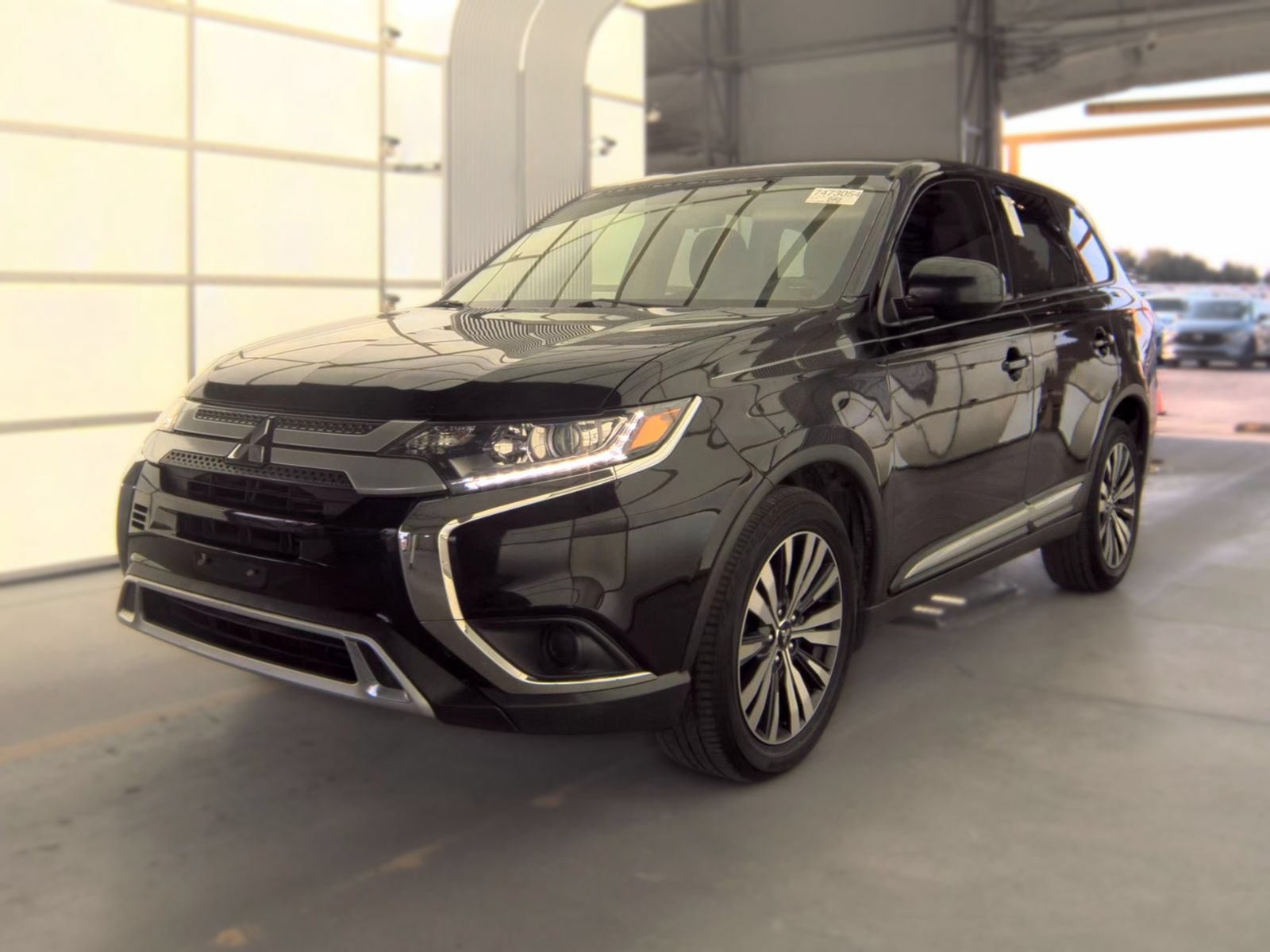 Used 2019 Mitsubishi Outlander ES