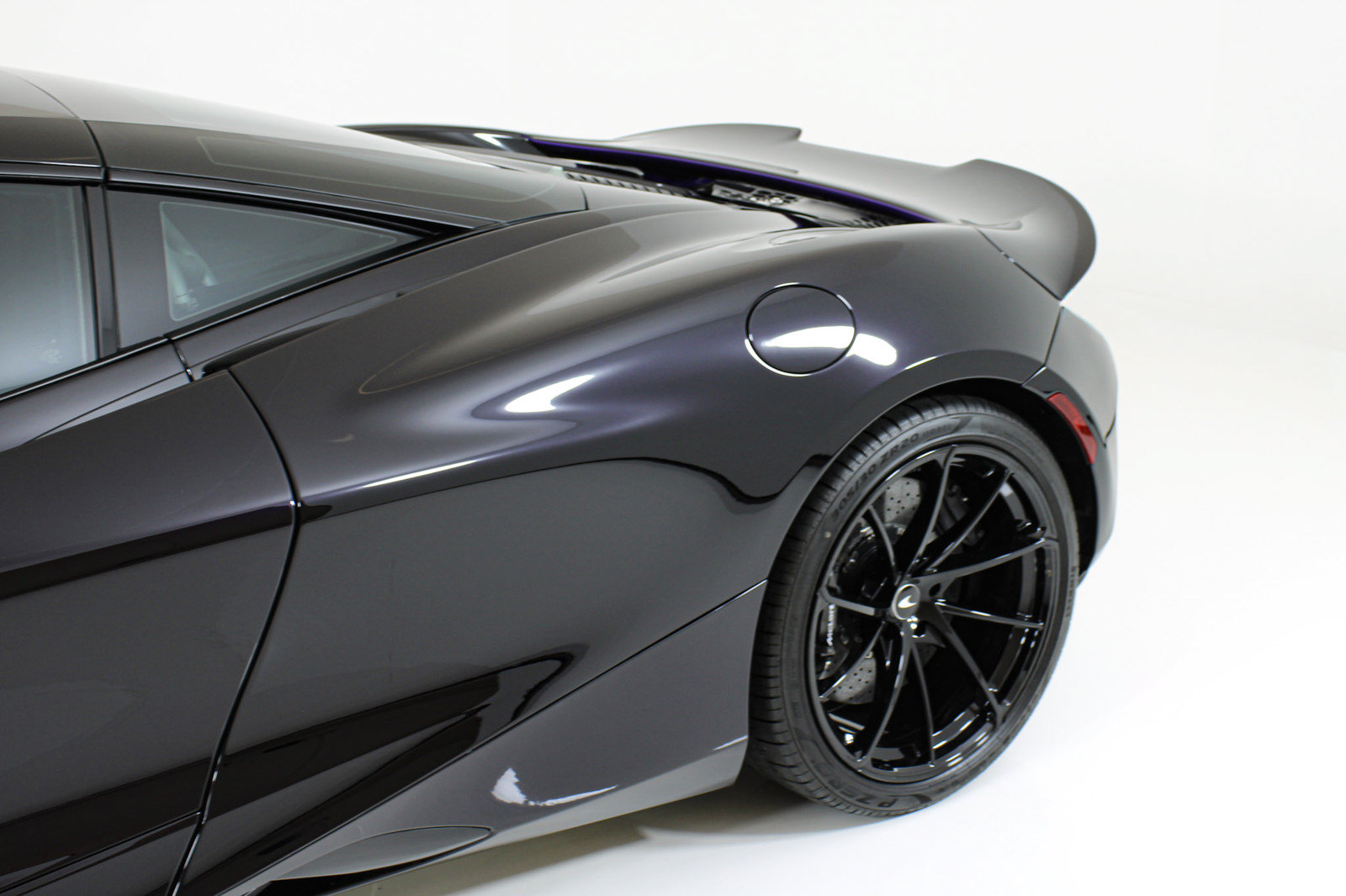 Used 2024 McLaren 750S photo 16