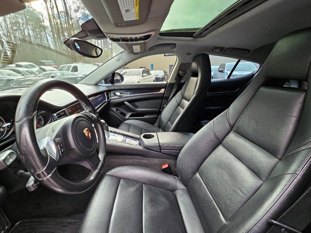 2012 Porsche Panamera 4