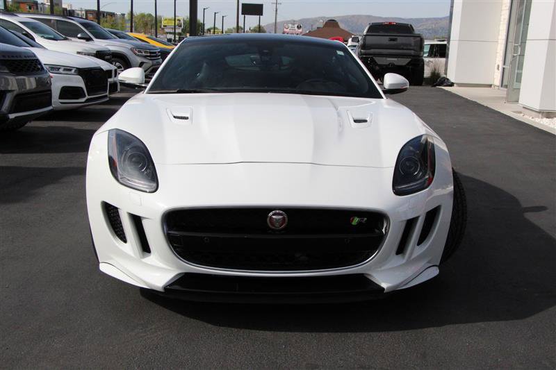 2016 Jaguar F-TYPE R