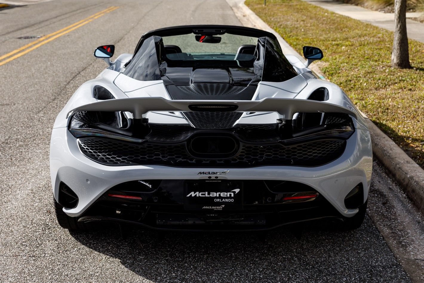 Used 2026 McLaren 750S Spider photo 15