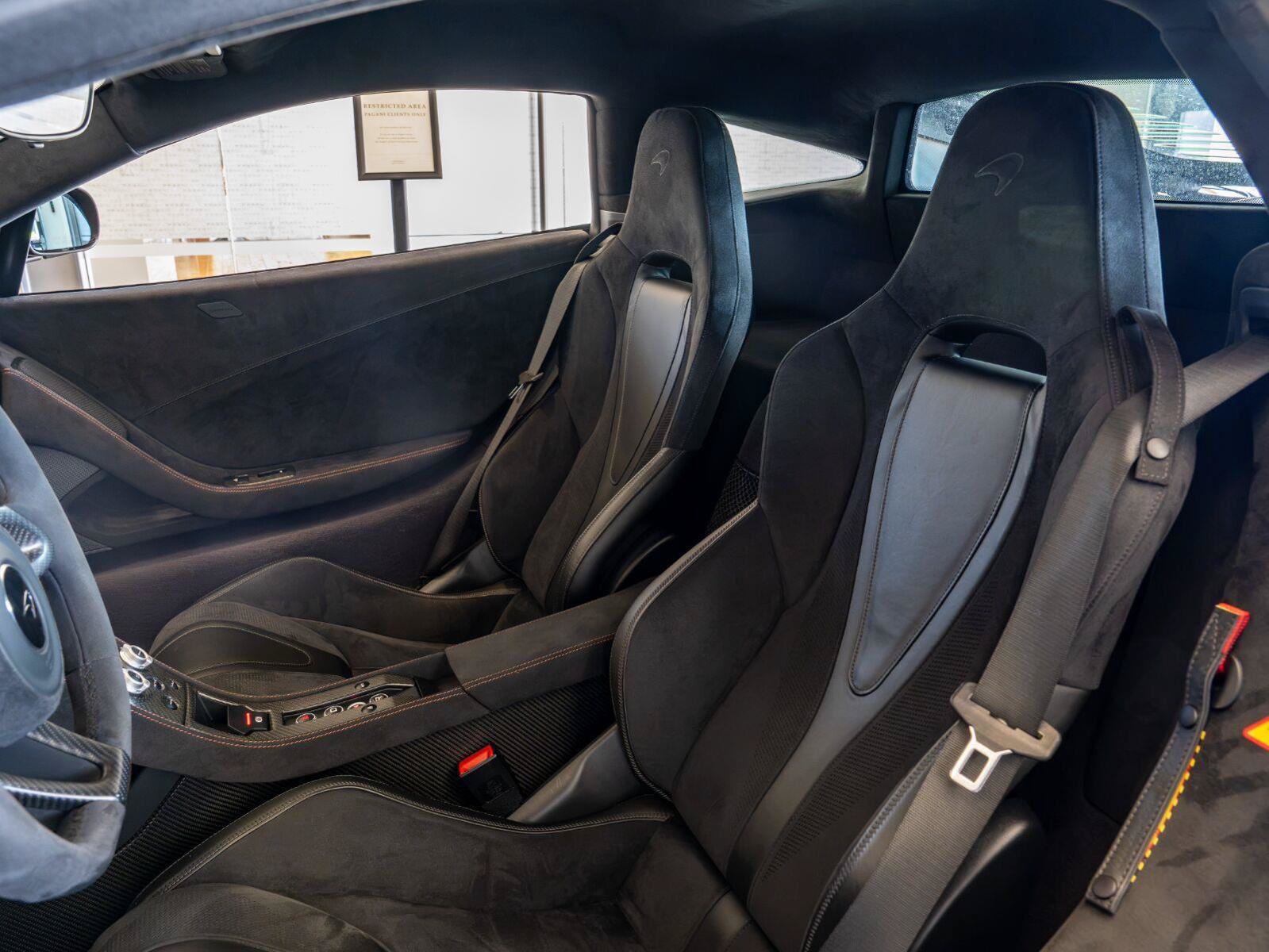 Used 2016 McLaren 675LT Coupe photo 62