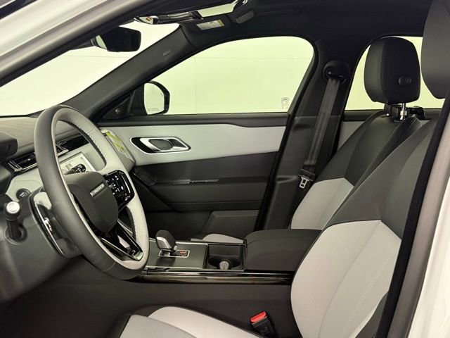 2026 Land Rover Range Rover Velar Dynamic SE