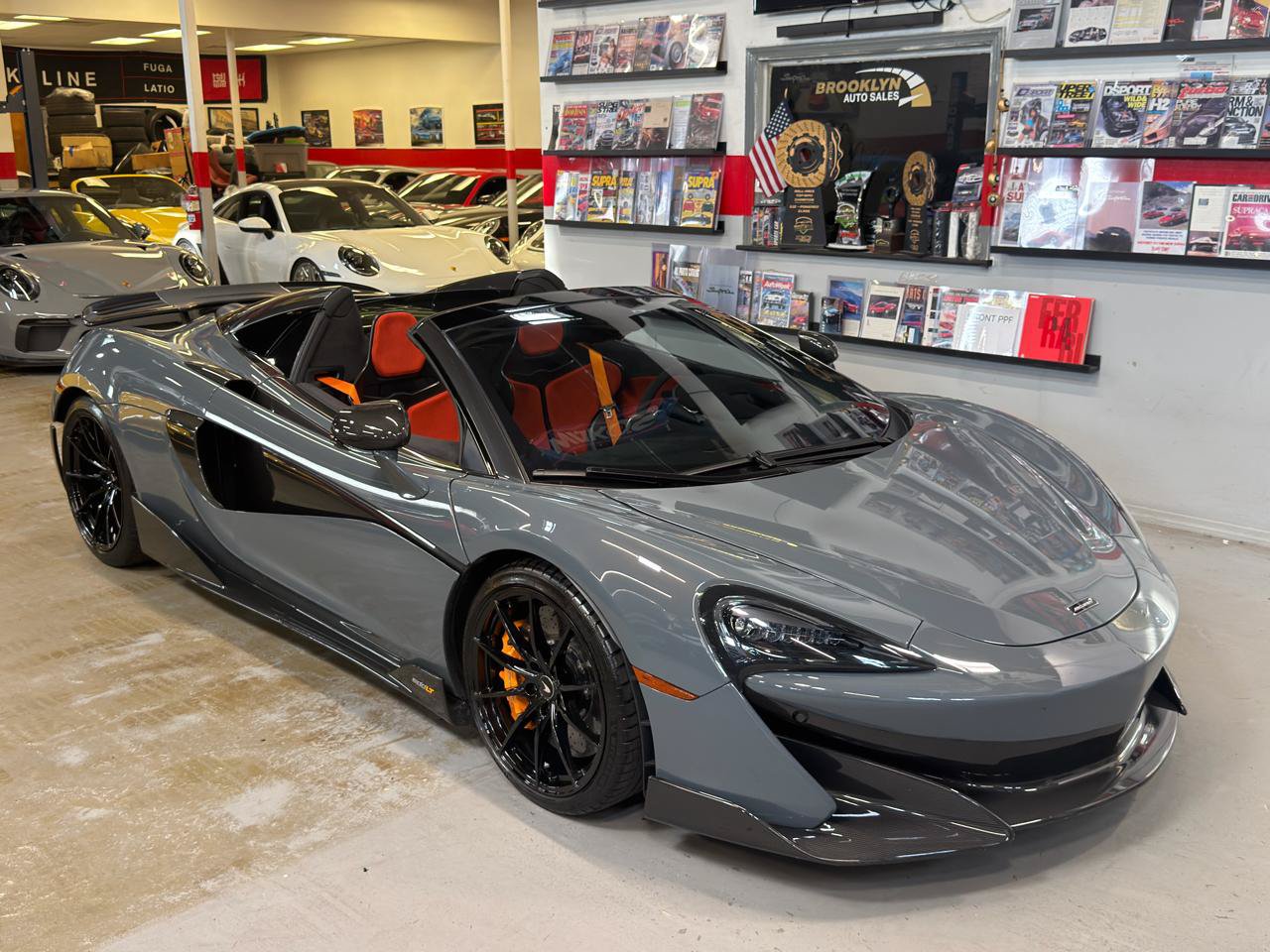 Used 2020 McLaren 600LT Spider photo 4