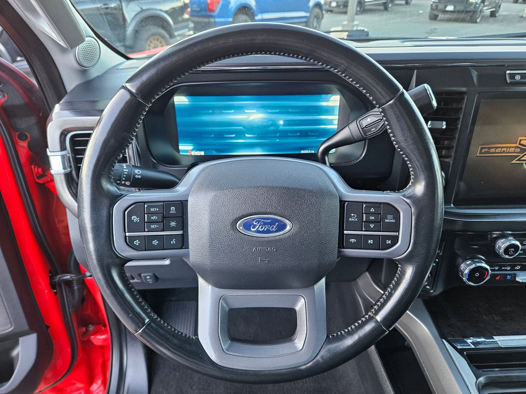 2023 Ford F350 Lariat