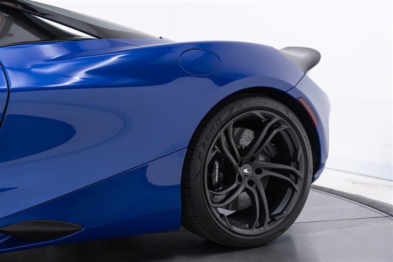 Used 2024 McLaren 750S Spider photo 33