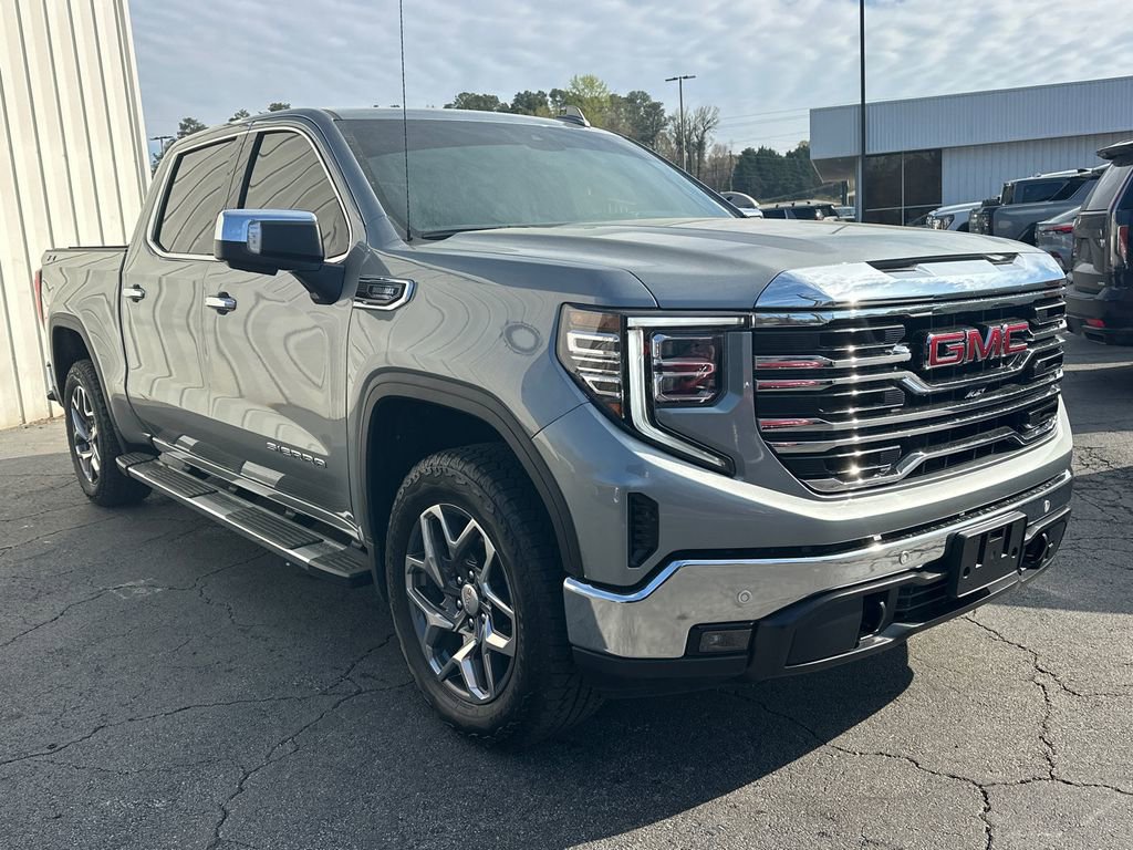 2025 GMC Sierra 1500 SLT