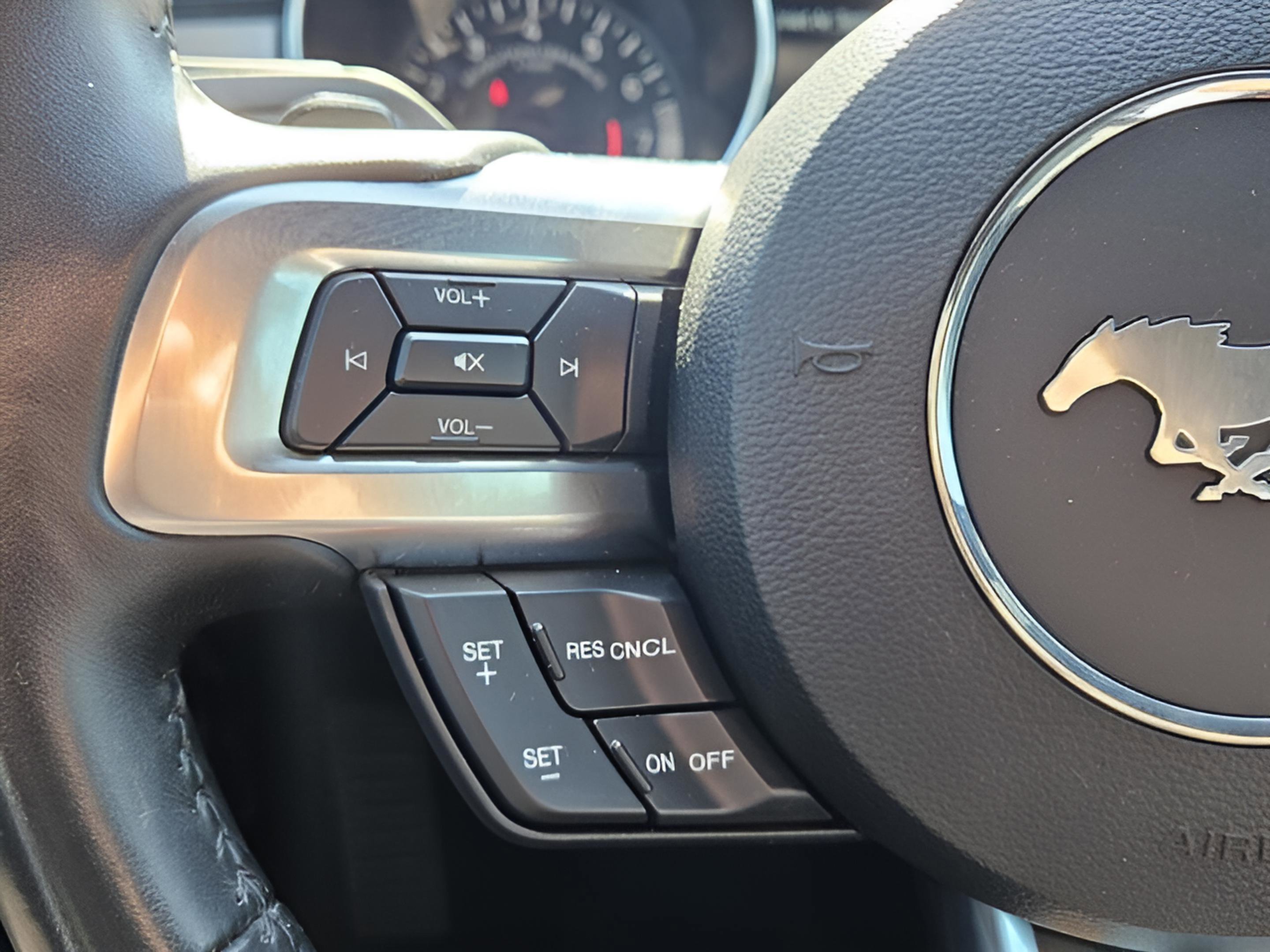 2020 Ford Mustang Premium