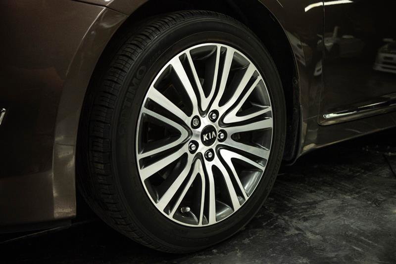 2014 Kia Cadenza Premium