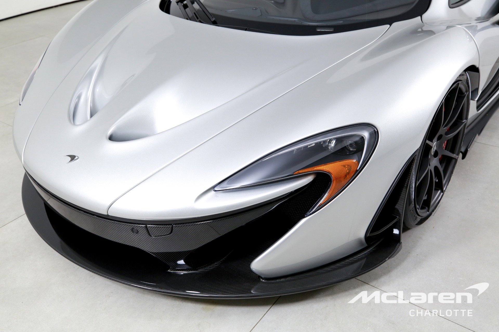 Used 2015 McLaren P1 photo 33