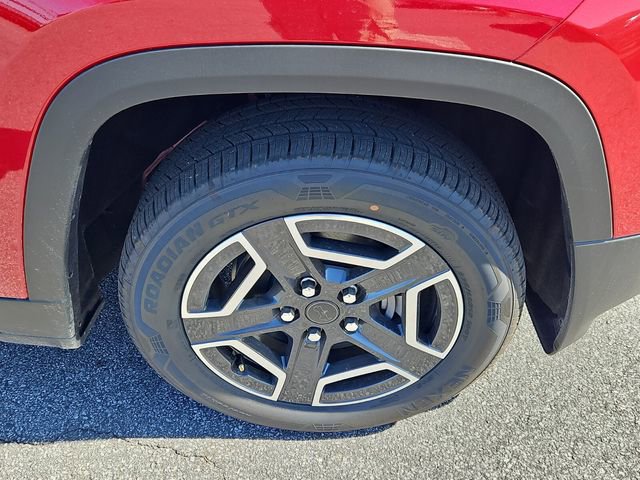 2026 Jeep Cherokee Laredo