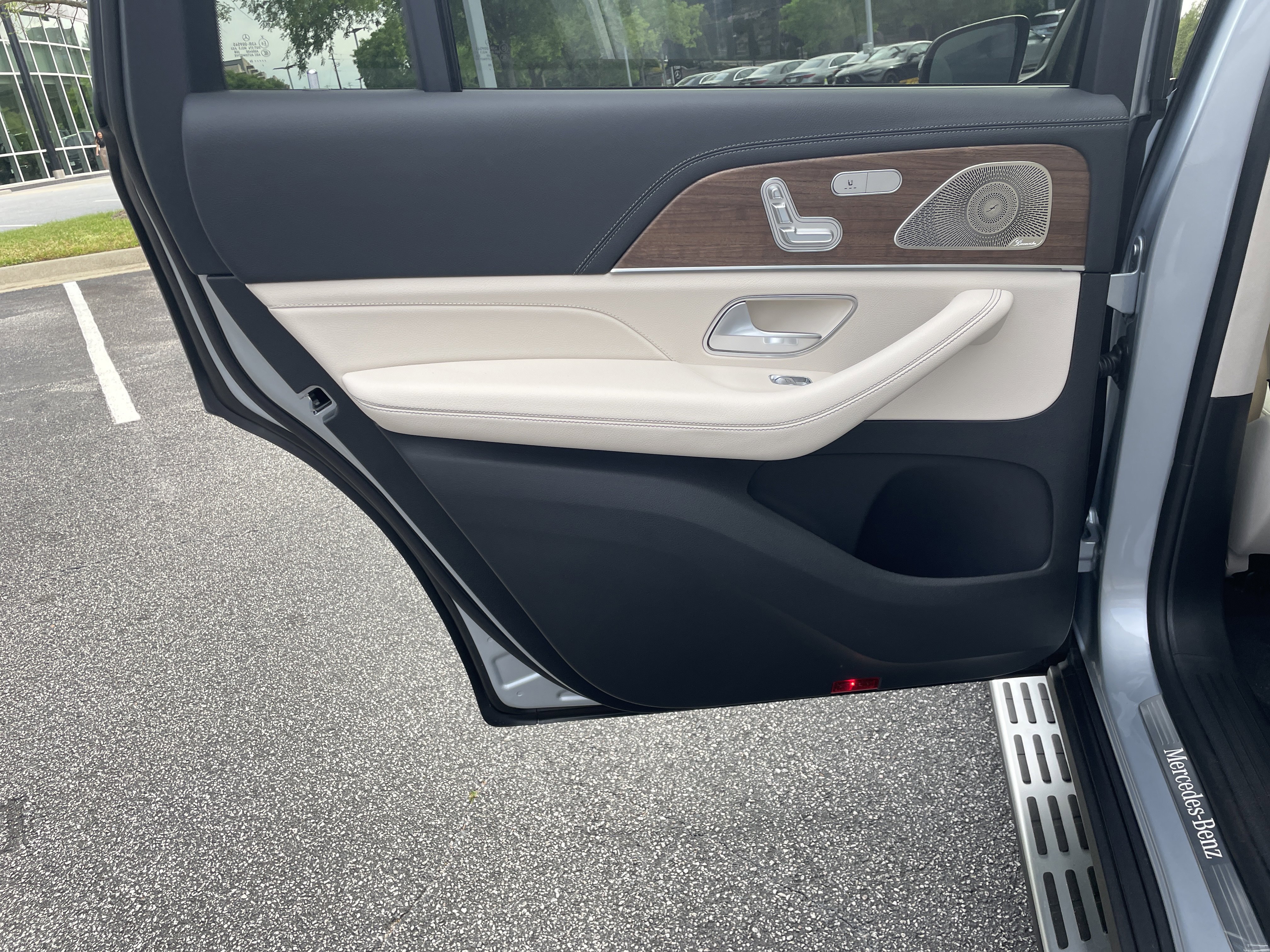 2026 Mercedes-Benz GLS 580 4MATIC