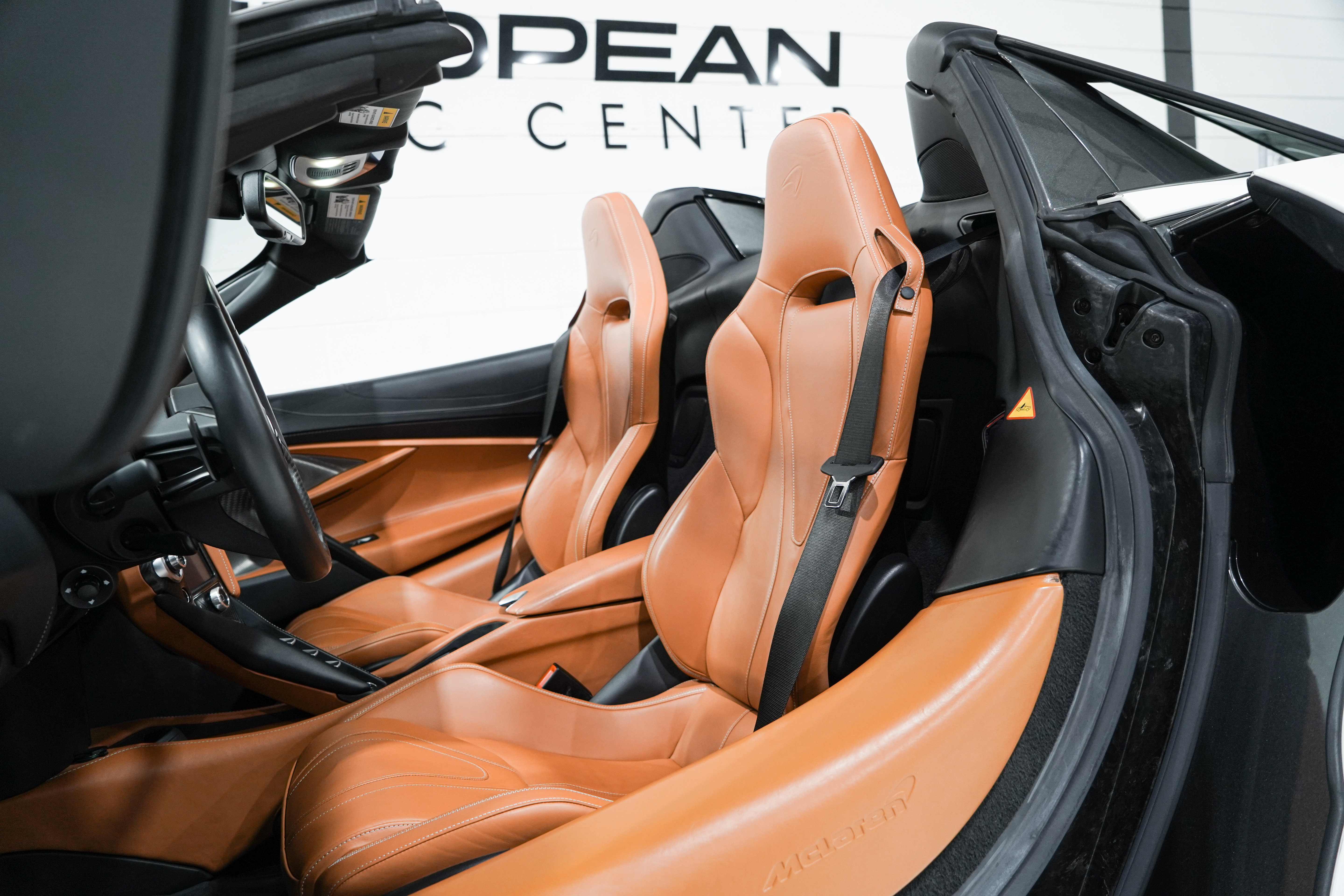 Used 2020 McLaren 720S Spider photo 29