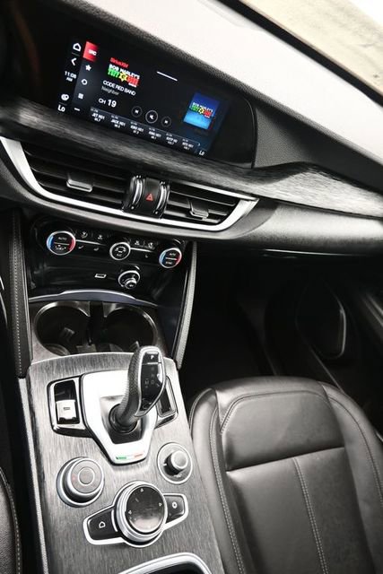 2023 Alfa Romeo Stelvio Sprint