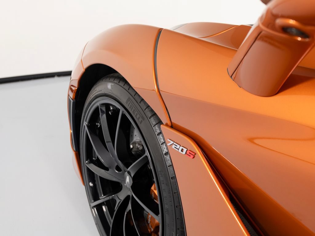 Used 2019 McLaren 720S photo 43