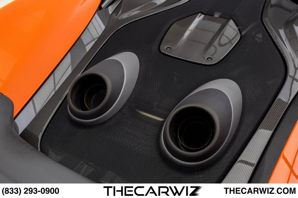 Used 2019 McLaren 600LT photo 28