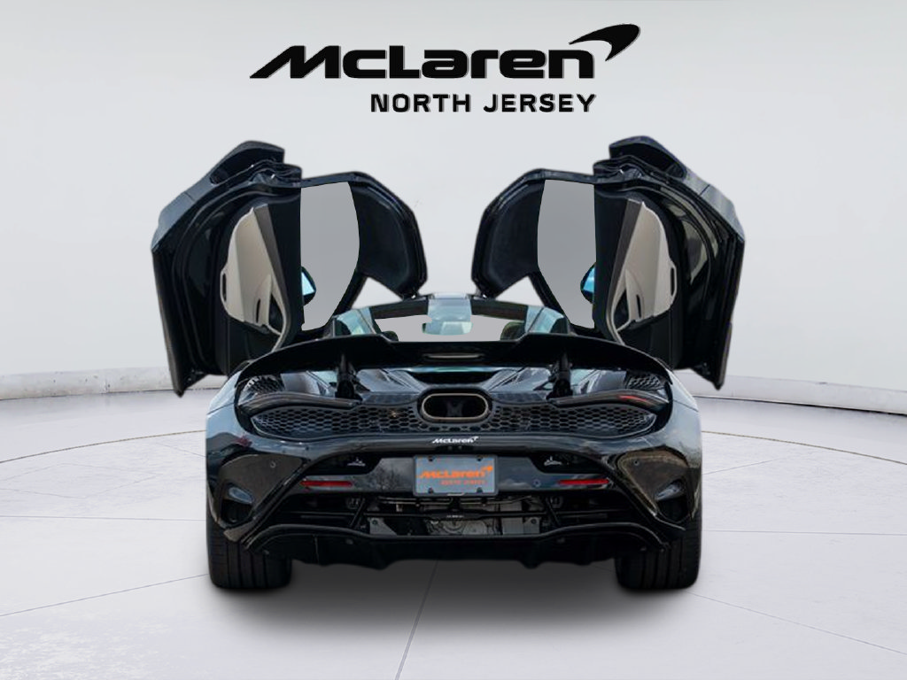 New 2026 McLaren 750S photo 12