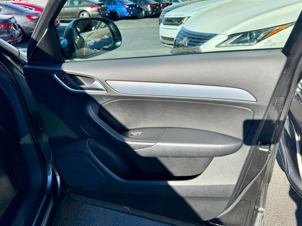 2018 Audi Q3 2.0T Premium