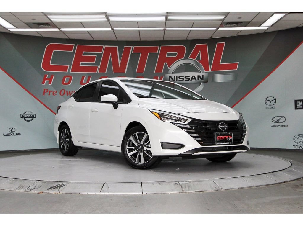 Certified 2025 Nissan Versa SV w/ Trunk Package