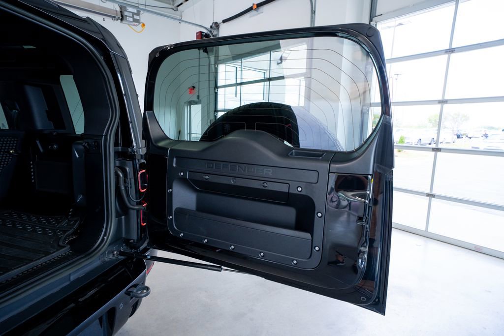 2023 Land Rover Defender 110 X