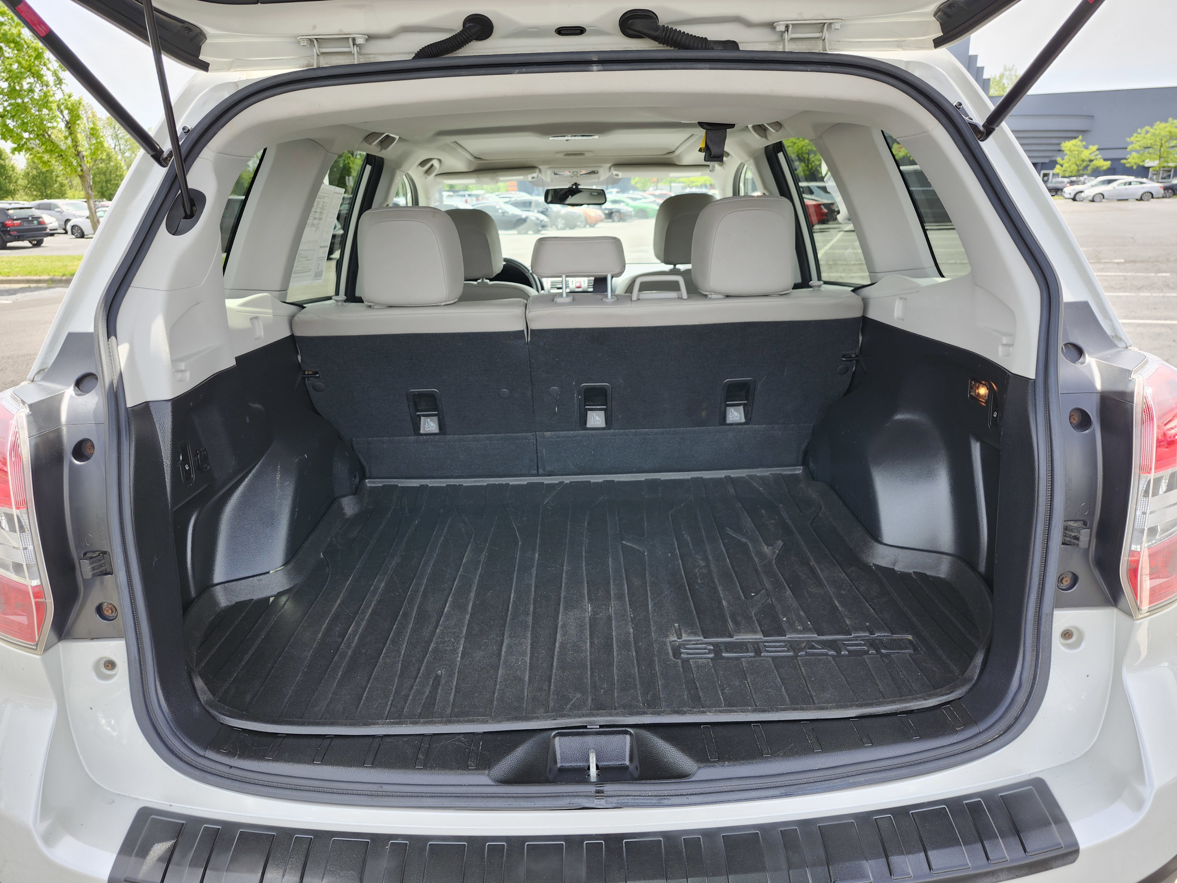 2014 Subaru Forester 2.5i Touring