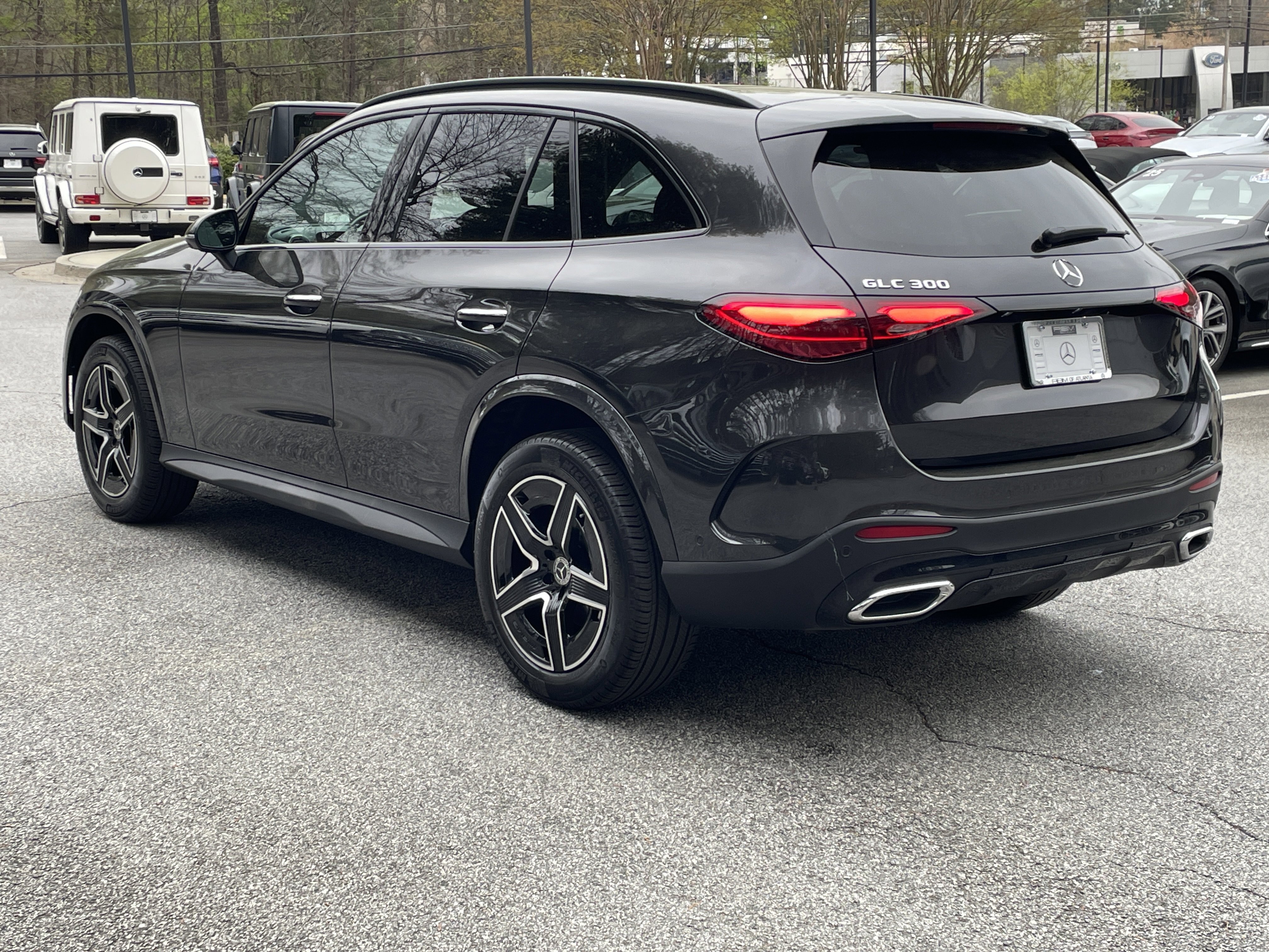 2025 Mercedes-Benz GLC 300