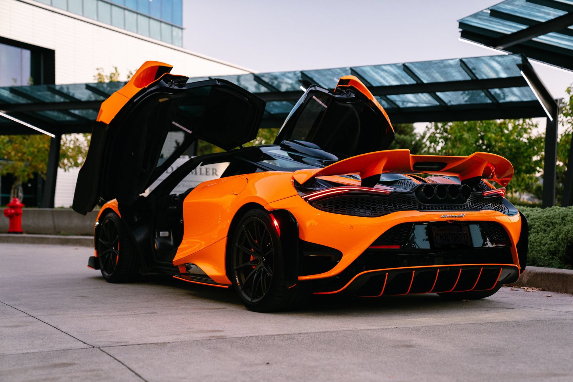 Used 2021 McLaren 765LT photo 7