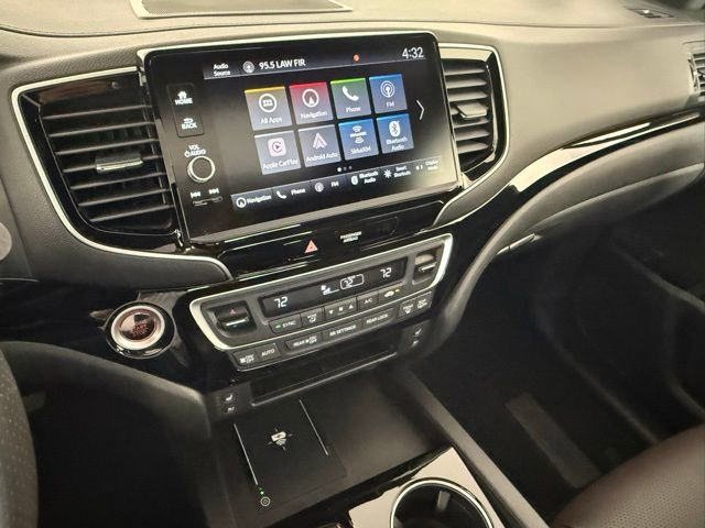 2025 Honda Ridgeline Black Edition