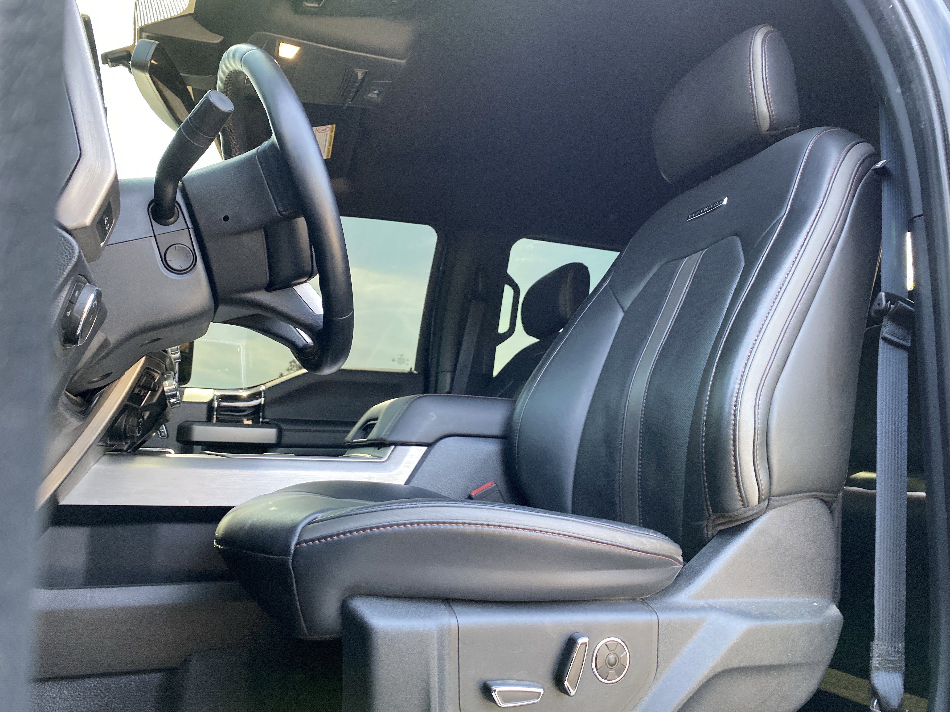 2022 Ford F450 Platinum