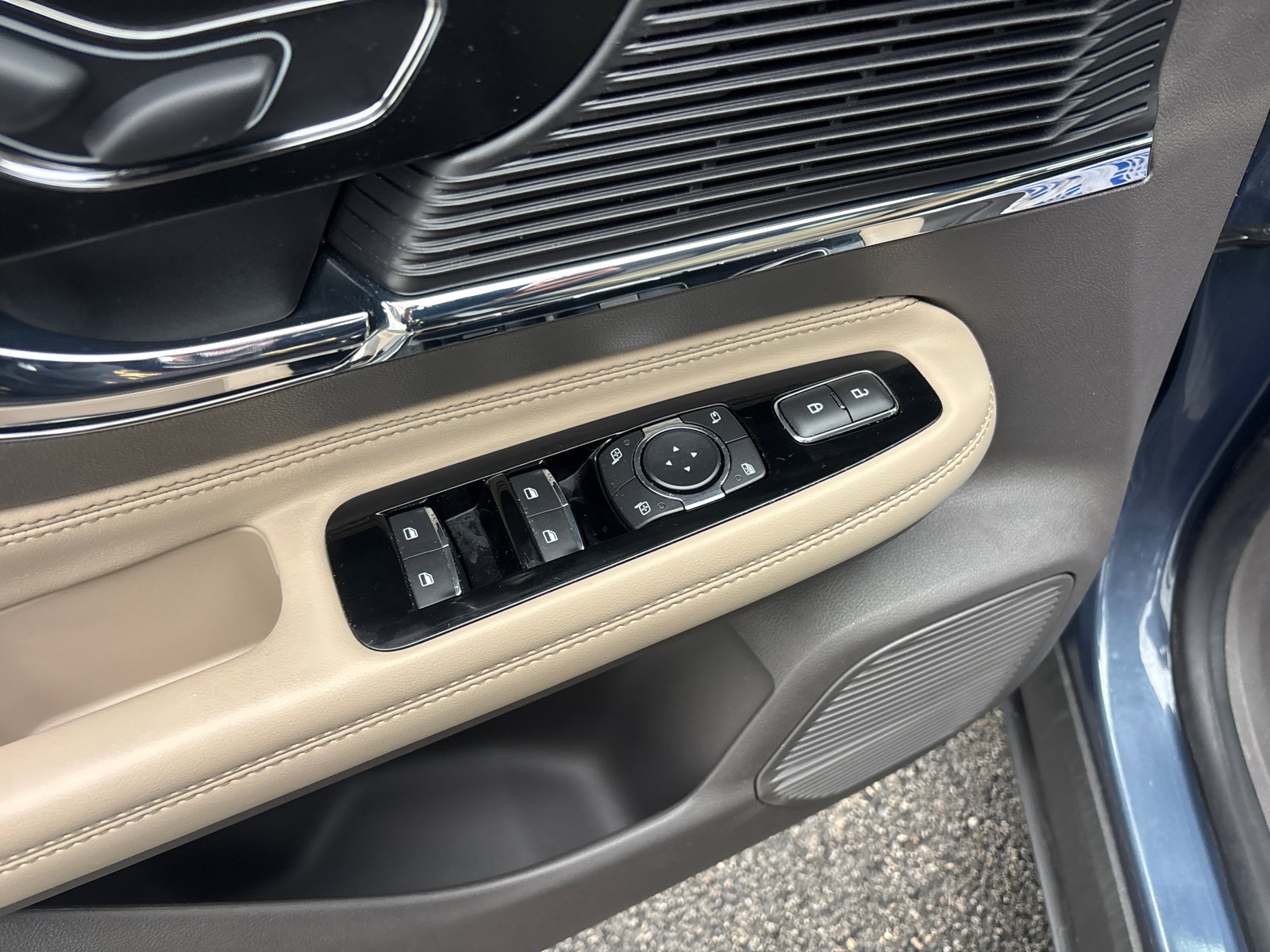 2022 Lincoln Corsair FWD