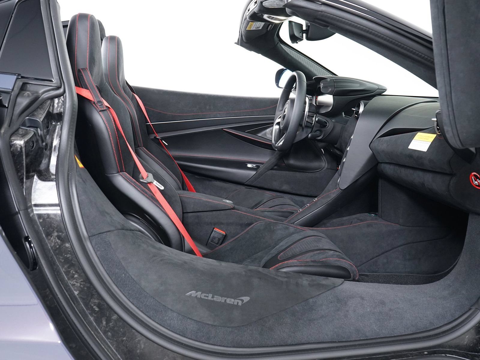 Used 2026 McLaren 750S Spider photo 29