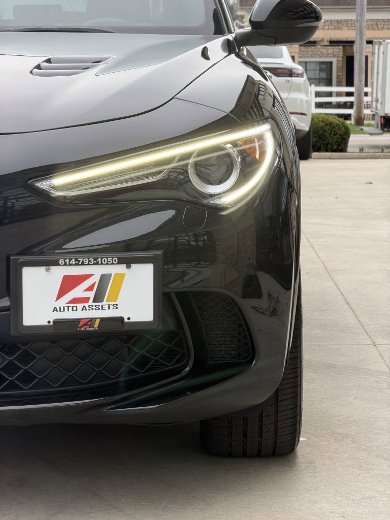 2022 Alfa Romeo Stelvio Quadrifoglio