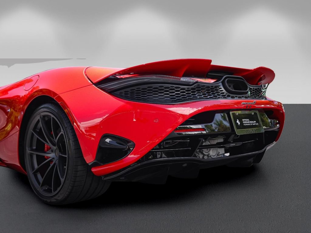Used 2027 McLaren 750S Spider photo 20