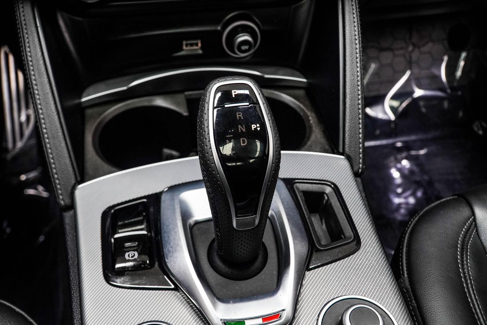 2024 Alfa Romeo Stelvio Ti