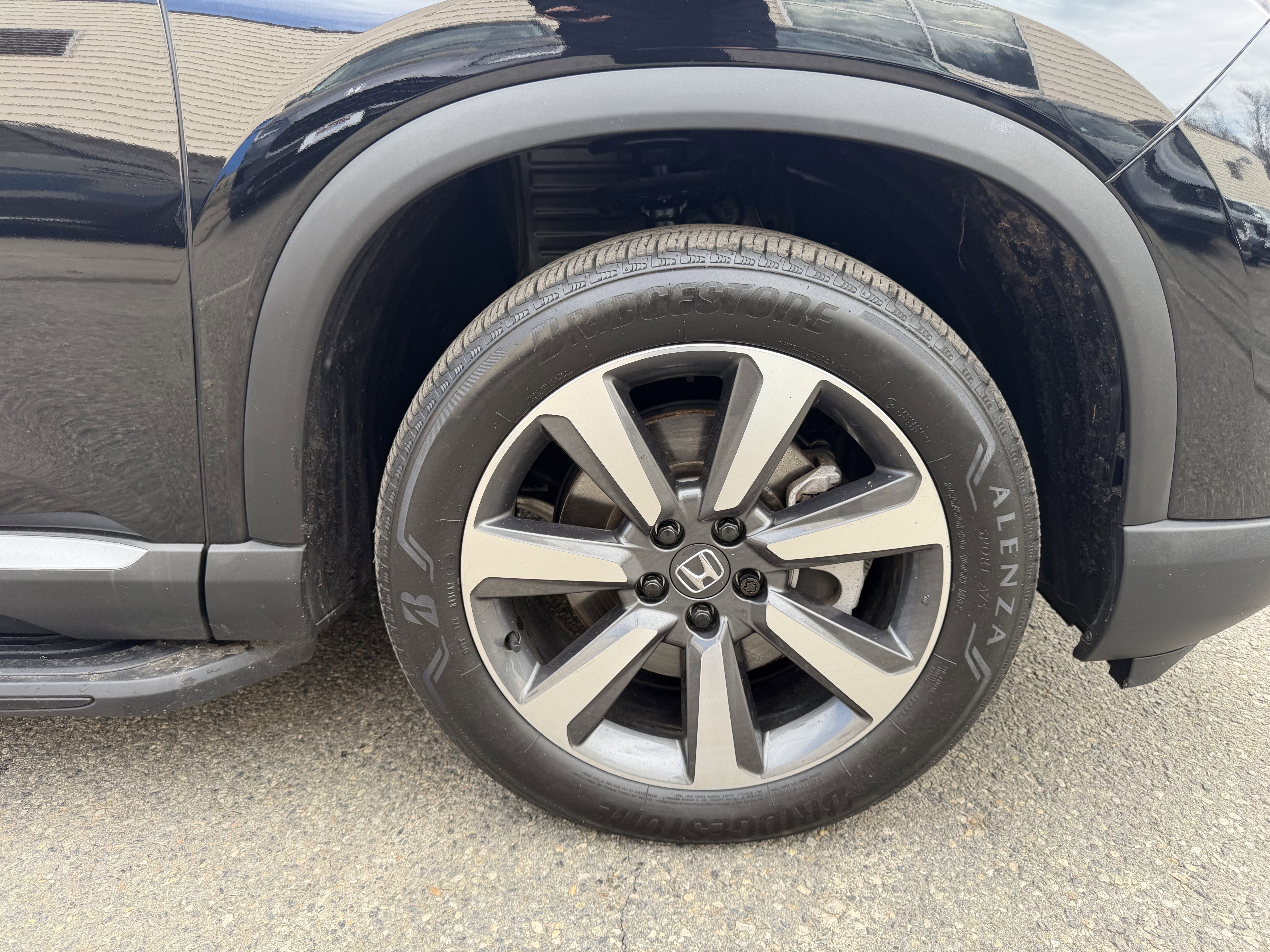 2023 Honda Pilot Elite