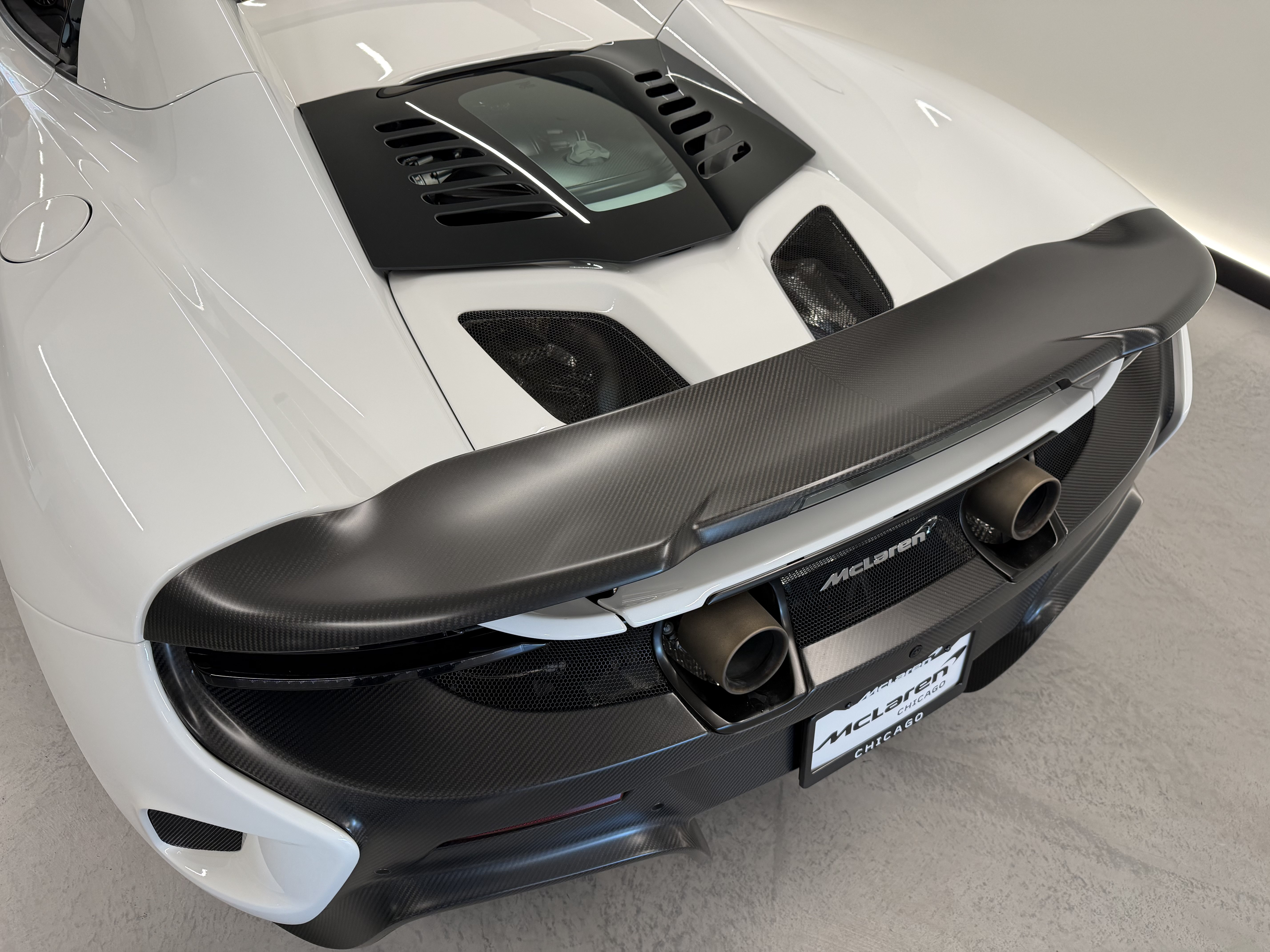 Used 2016 McLaren 675LT Spider 4