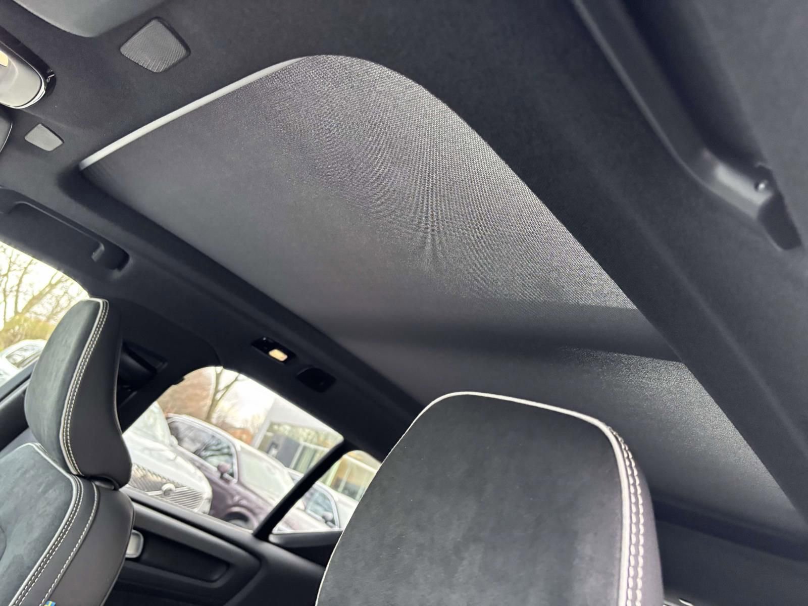 2026 Volvo Xc40 B5 Ultra