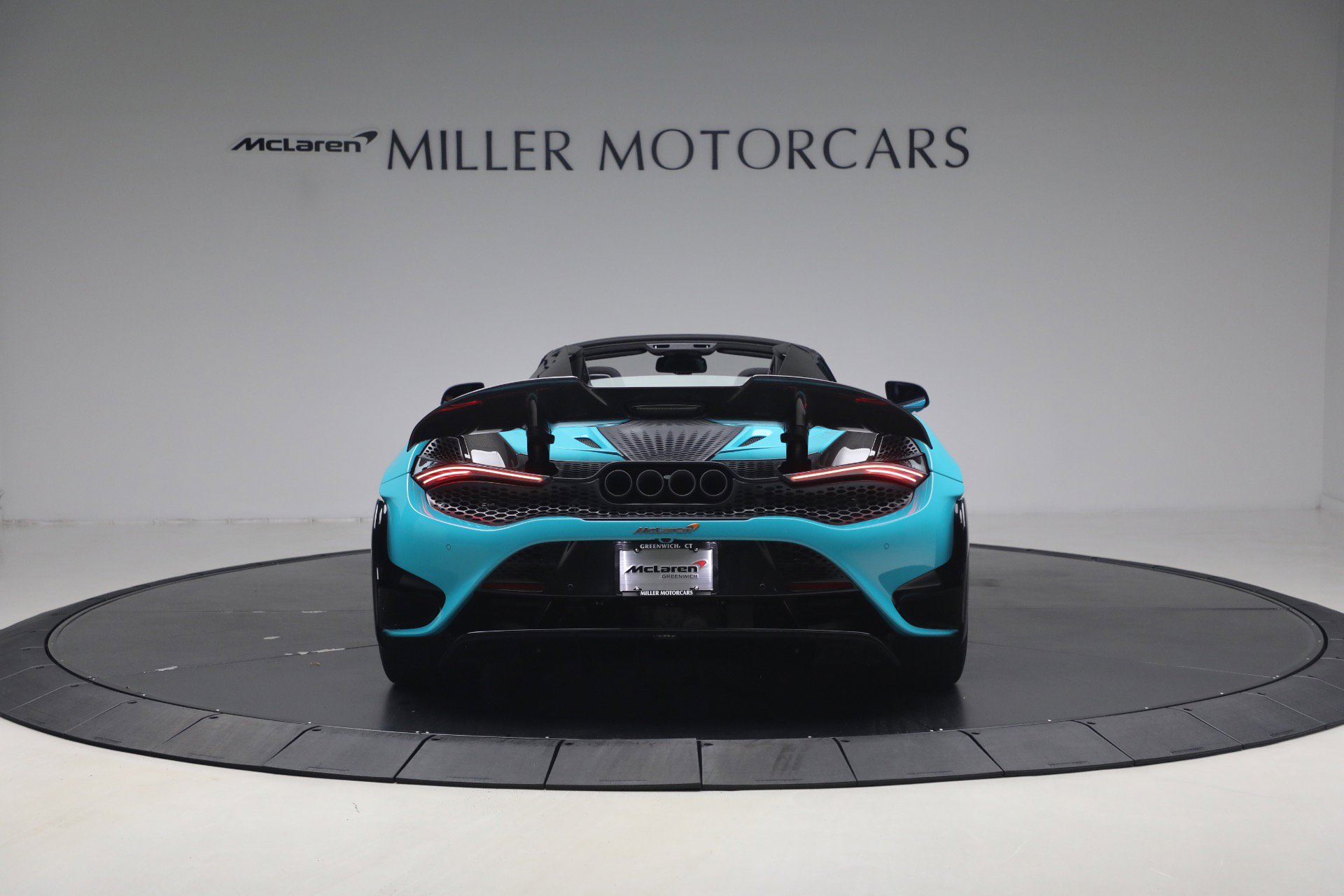 Used 2022 McLaren 765LT photo 6