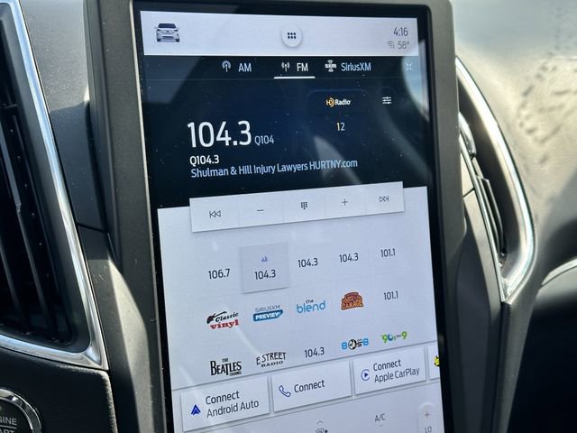 2022 Ford Edge Titanium