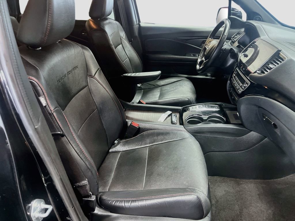 2022 Honda Pilot Black Edition