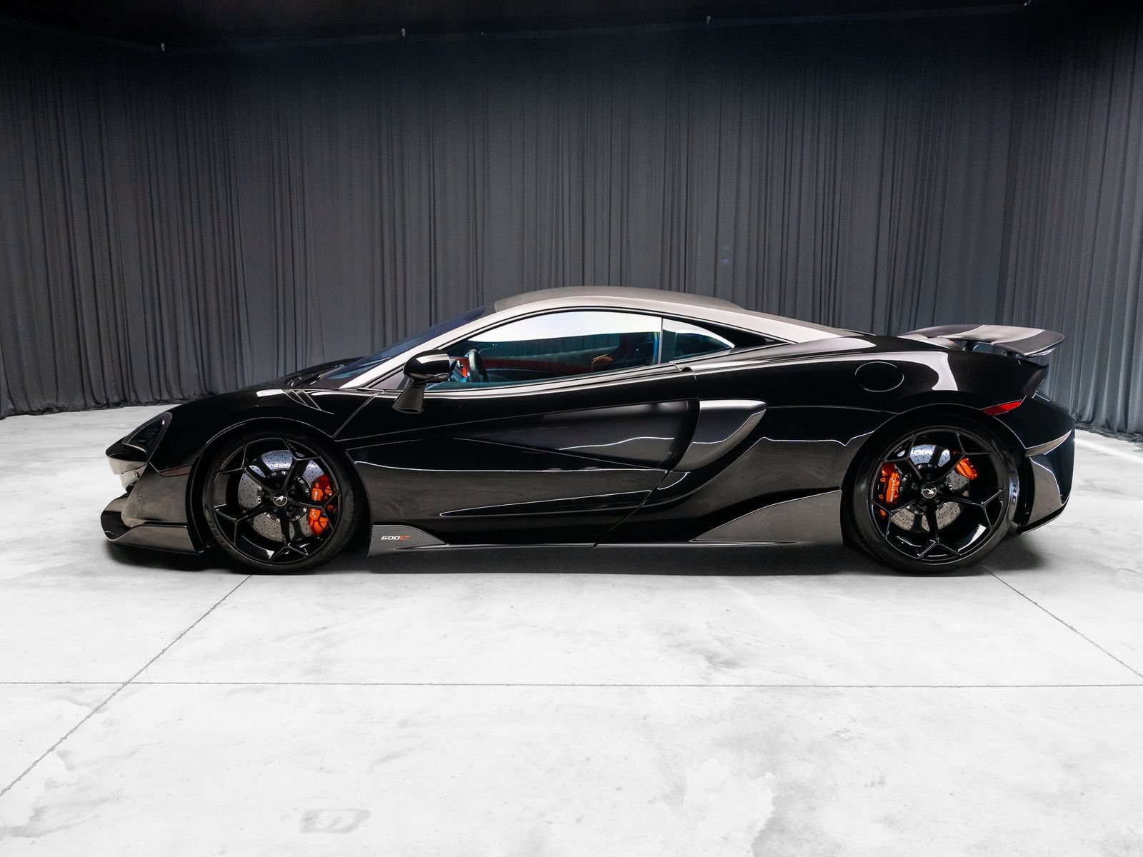 Used 2019 McLaren 600LT photo 14
